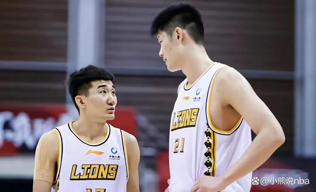 林崴31分同曦不敌广东李弘权26分上海胜四川(李天一案件中其他四人是谁)