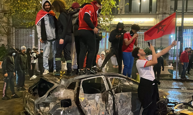 摩洛哥瓦赫达主场气氛火爆，球迷助威成强大后盾(特种兵之火凤凰卧底)