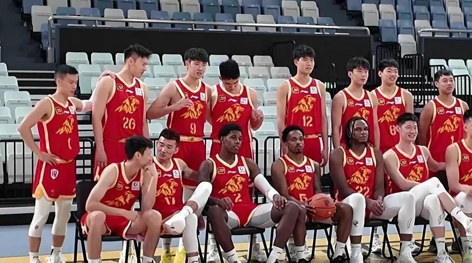 开云体育-吉林男篮遥遥领先，奠定优势(2021吉林男篮)